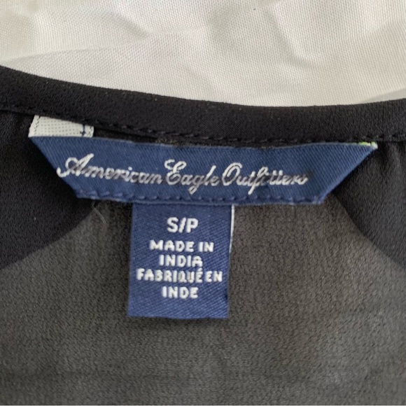 AMERICAN EAGLE Women’s Black Tank Top Sheer Flowy Chiffon Raw Hem Pleated SZ. SP - Picture 5 of 14